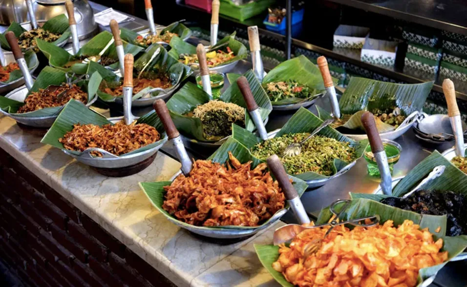 7 Tempat Makan Di Kebon Jeruk Yang Enak Dan Terjangkau