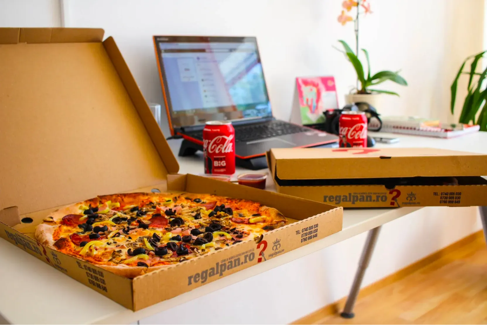5 Cara Menghangatkan Pizza Agar Kembali Empuk dan Nikmat!
