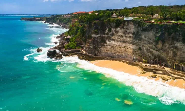 10 Pantai di Bali yang Indah, Patut Dikunjungi saat Liburan!