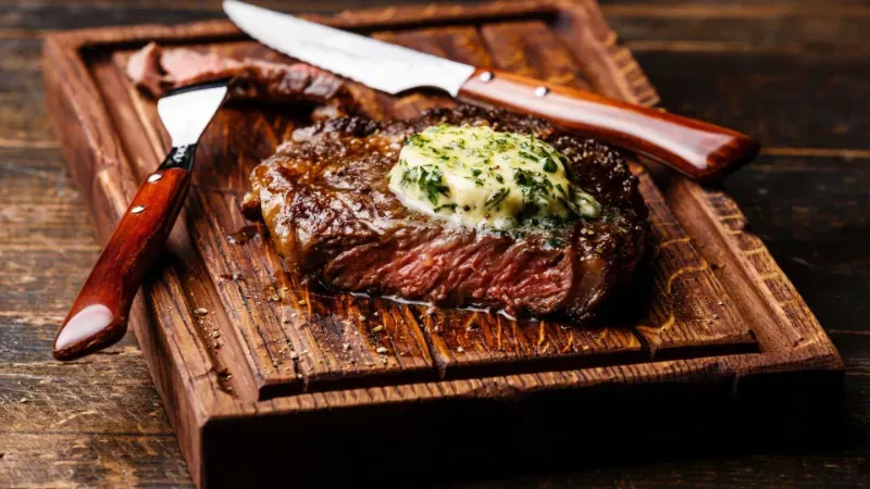 5 Tingkat Kematangan Steak Terbaik, yang Mana Favoritmu?