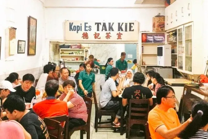 15 Lokasi Kuliner Legendaris Jakarta, Gak Boleh Kelewatan Dicoba!