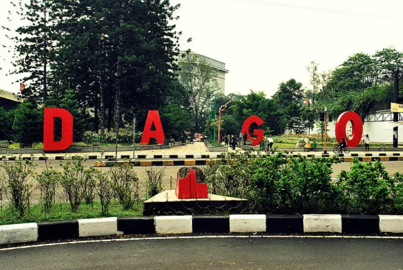 8 Daerah Bandung Yang Terkenal Dan Asyik Dikunjungi 8 Daerah Bandung Yang Terkenal Dan Asyik Dikunjungi