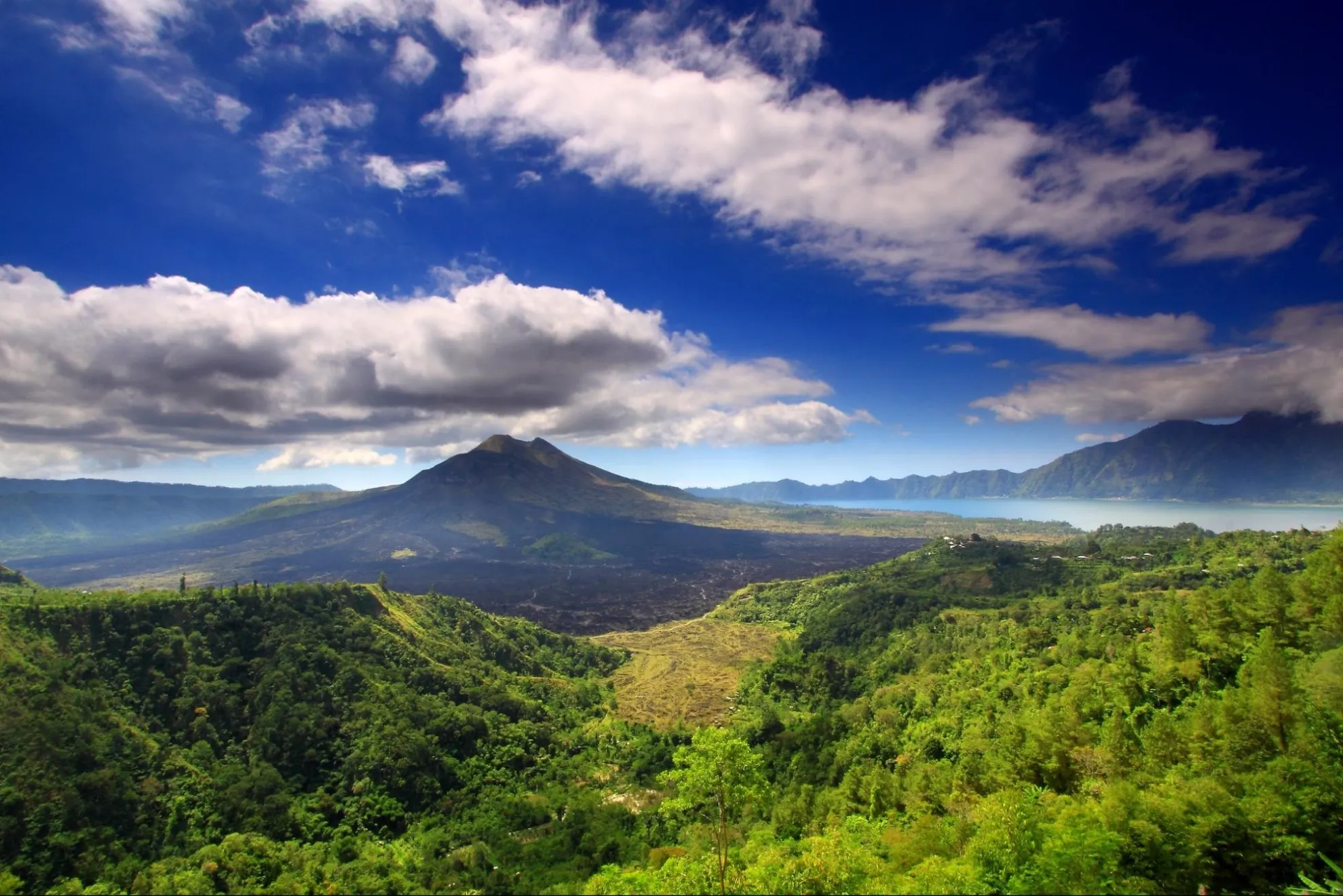 10 Gunung Tertinggi di Bali, Mana yang Mau Kamu Datangi?