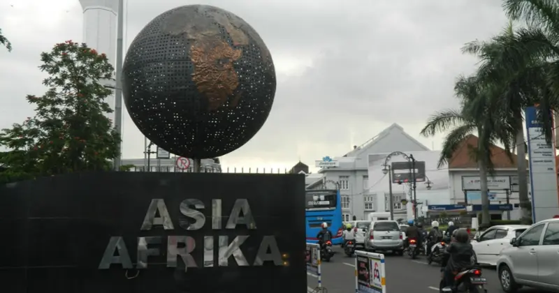Jangan Sampai Terlewat! 7 Tempat Menarik di Sekitar Jalan Asia Afrika Bandung