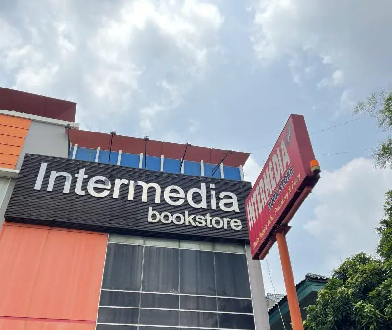 Intermedia Book Store Maleo - Bintaro and Beyond