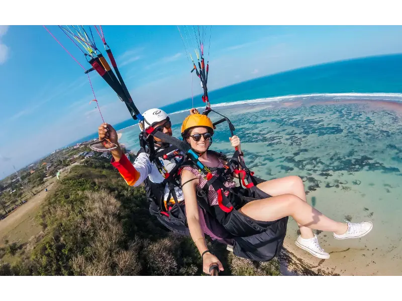 paragliding di bali