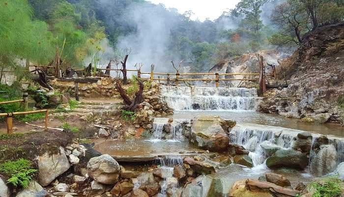 12 Tempat Wisata Bandung yang Sejuk, Cocok untuk Healing!