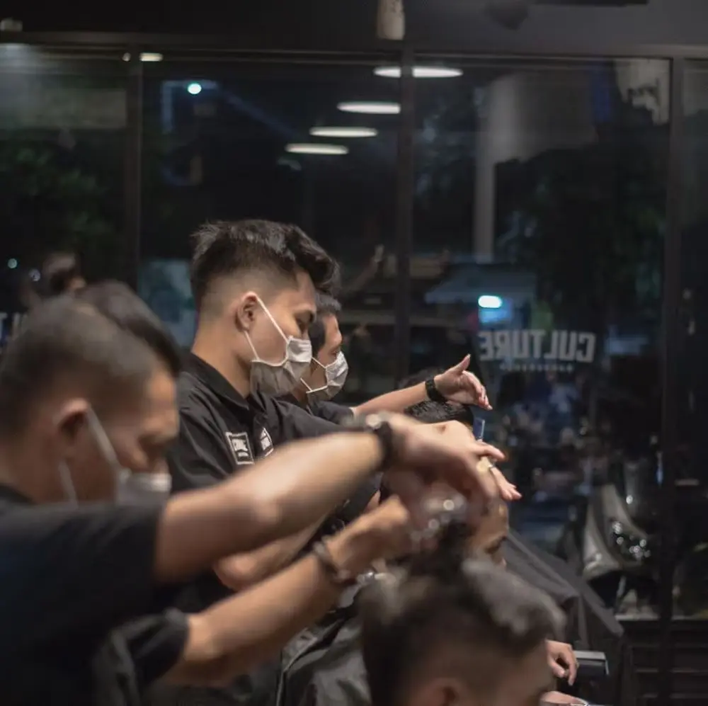 10 Barbershop di Bandung yang Siap Bikin Rambut Makin Kece