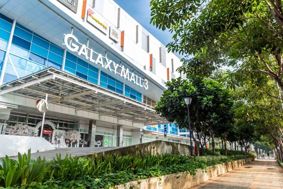 10 Mall di Surabaya buat Belanja atau Hangout Asyik