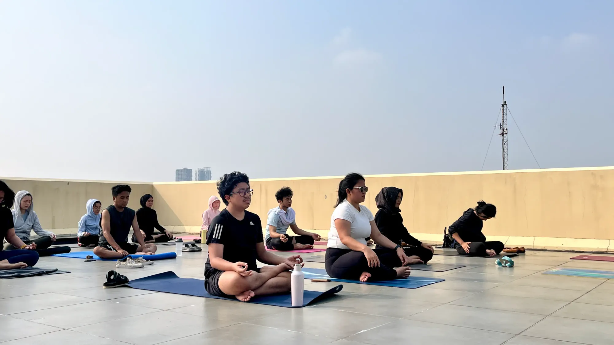 Wellness Grand Event: Yoga & First Aid Workshop Bersama Coveys